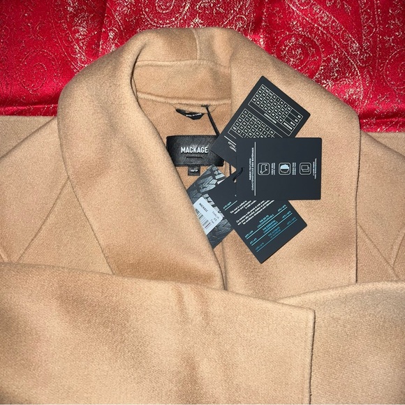 Authentic NWT - Picture 12 of 14